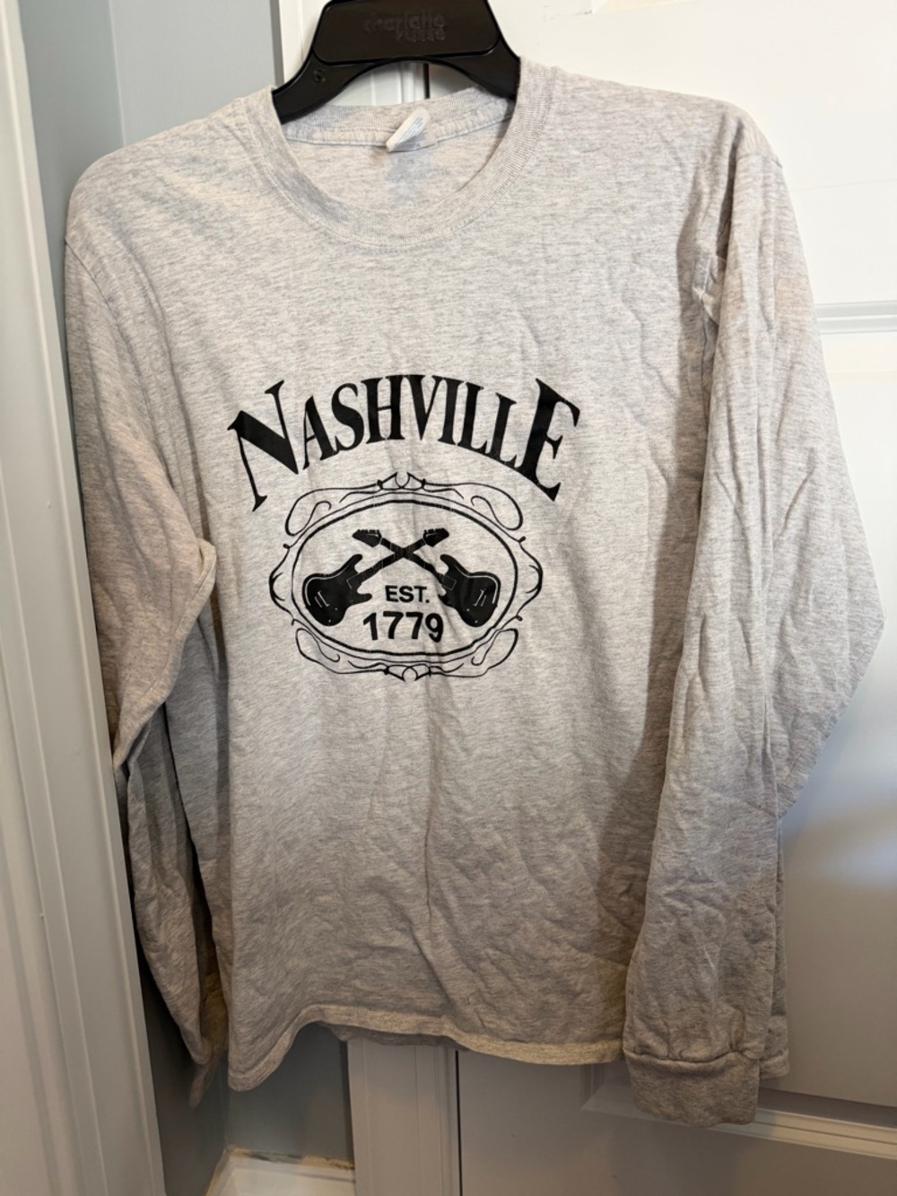 Nashville Long Sleeve Graphic Tee - Light Gray